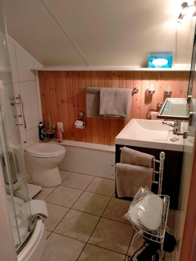 Gasthof Lederhose Diepenbeek Ngoại thất bức ảnh
