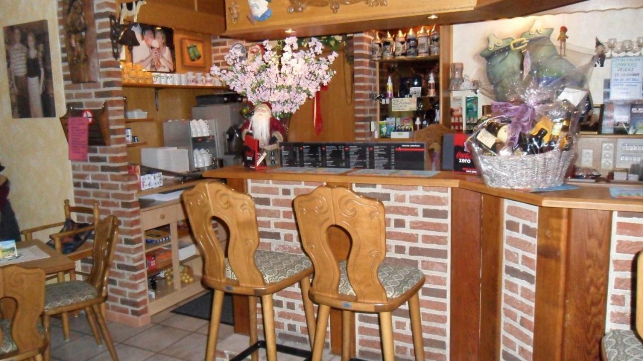 Gasthof Lederhose Diepenbeek Ngoại thất bức ảnh